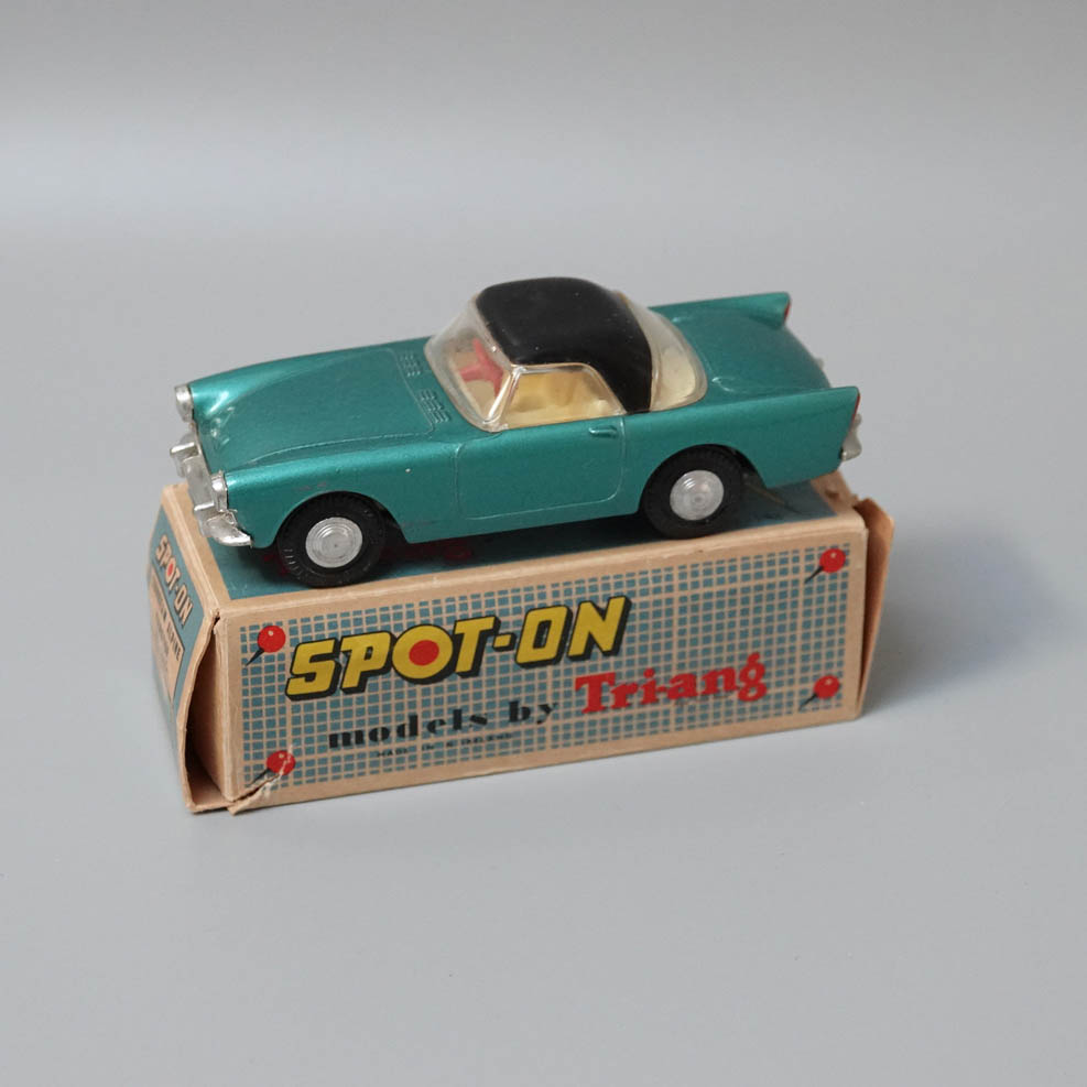 Spot-on 191/1 Sunbeam Alpine hardtop in metallic emerald green (Scarce)