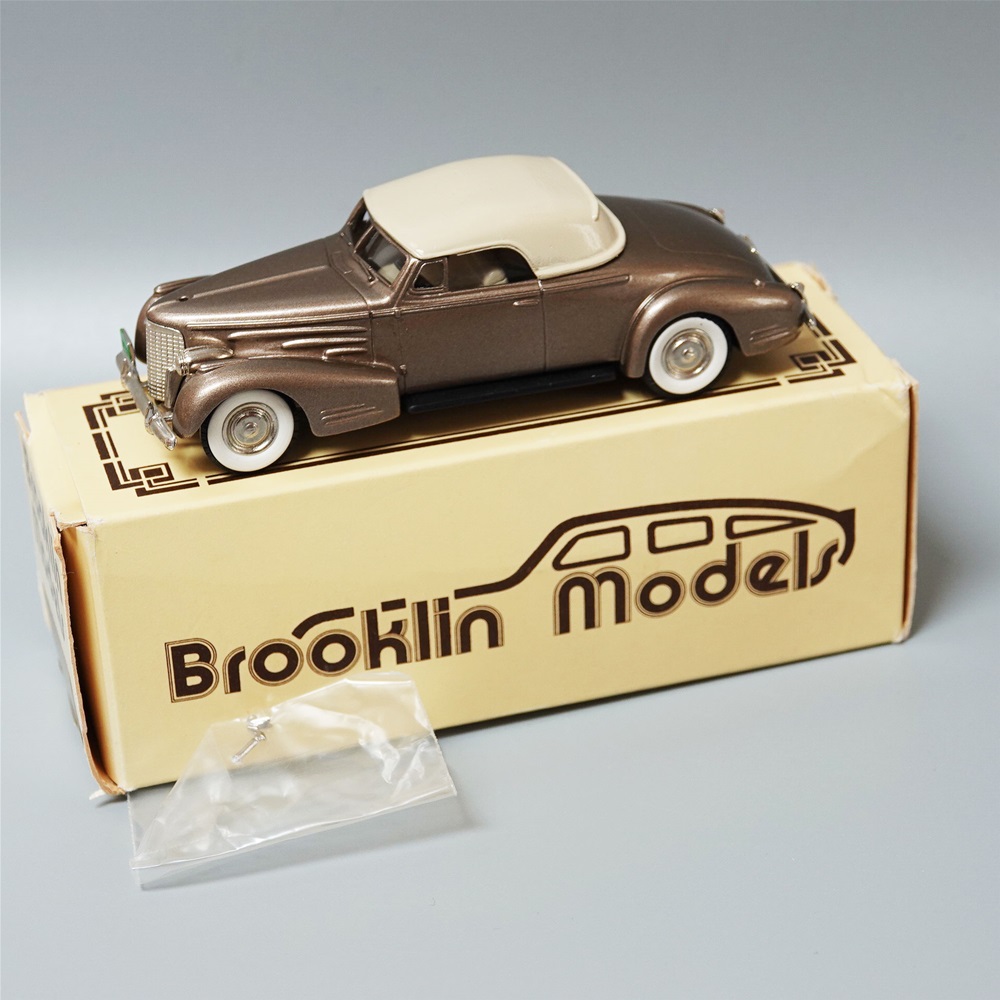 Brooklin models BRK 14 1940 Cadillac V16 convertible coupe