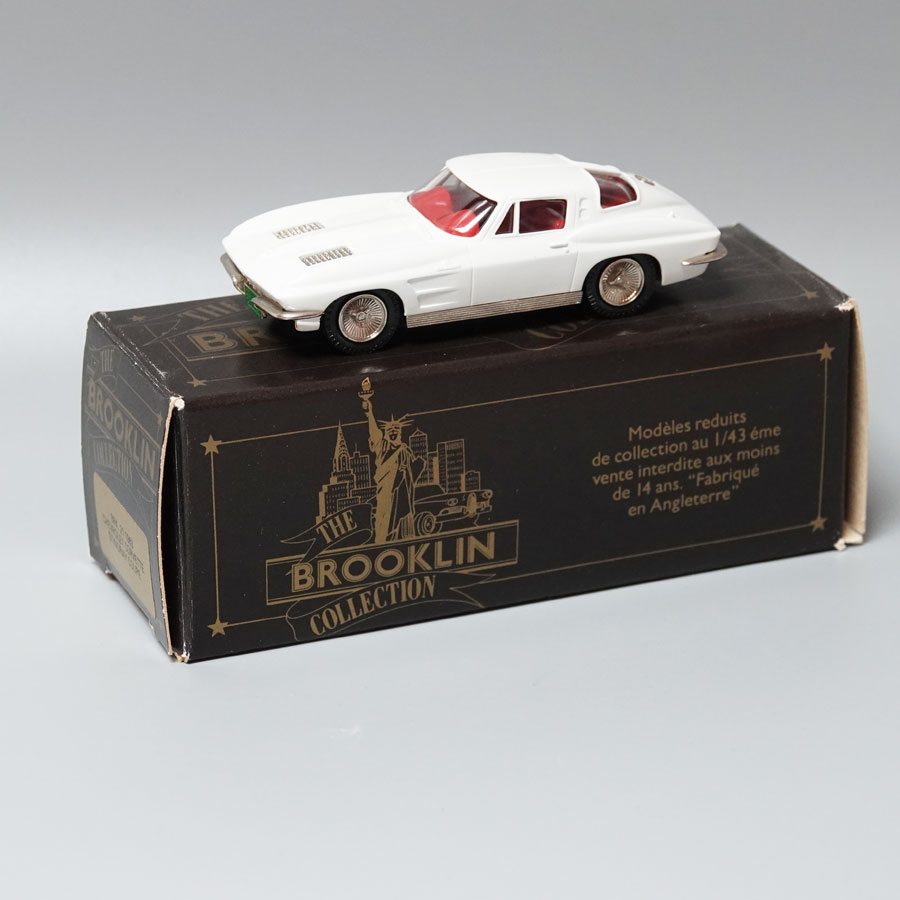 Brooklin models BRK 21 1963 Chevrolet Corvette Stingray Coupe in white