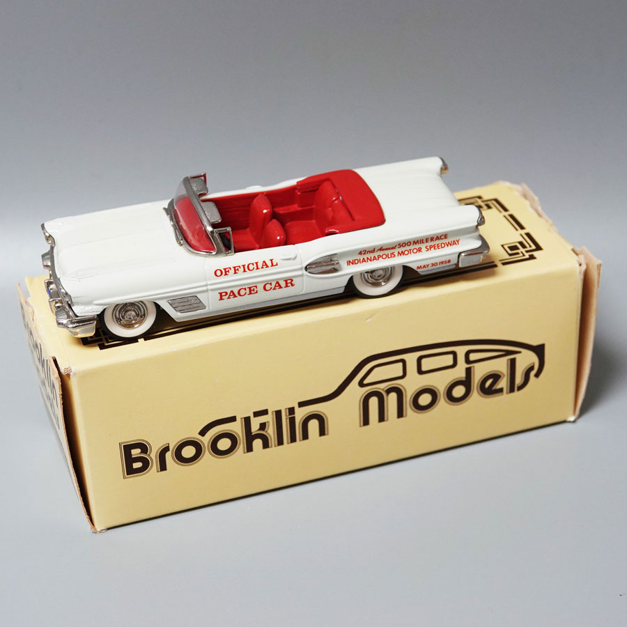 Modèle Réduit Brooklin BRK 25 - Pontiac Bonneville Cabriolet 1958, échelle 1:43, Couleur Noire, état Occasion
