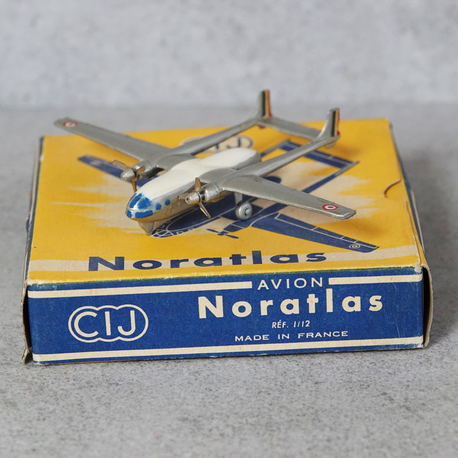 CIJ Ref 1/12 Avion Noratlas