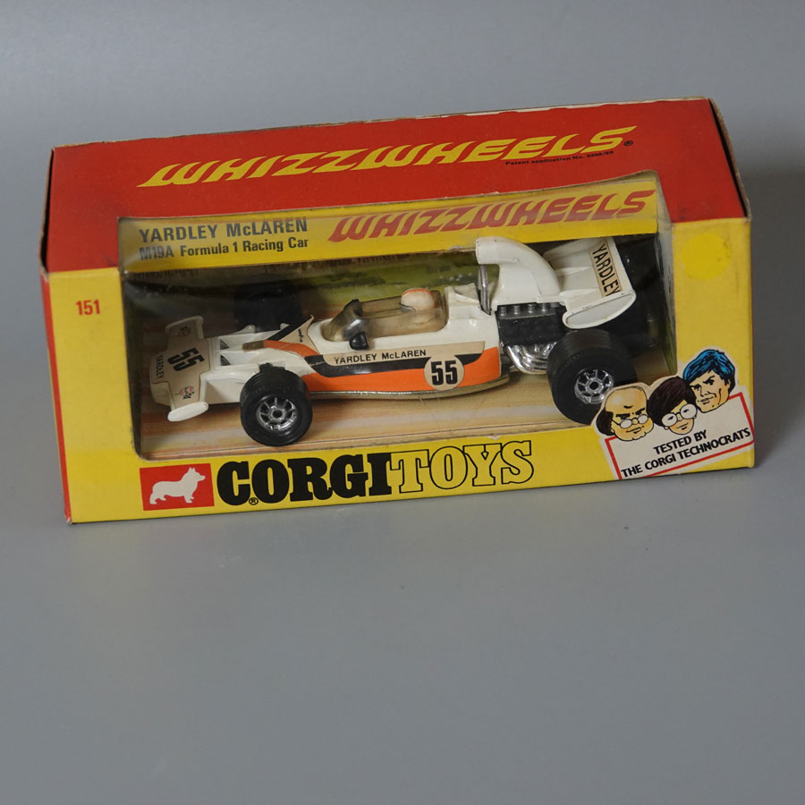 Corgi 151 Yardley McLaren M19A Racing Car whizzwheels