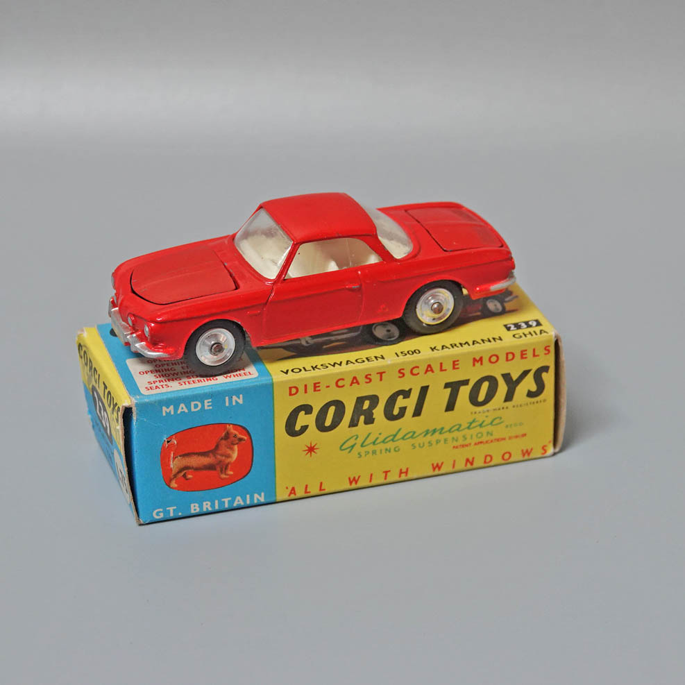 Corgi 239 Volkswagen 1500 Karmann Ghia