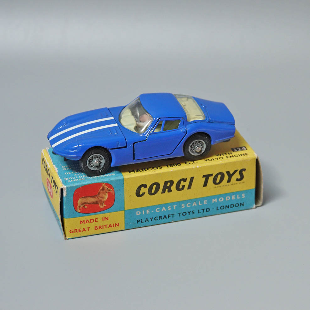 Corgi 324 Marcos 1800 GT in blue