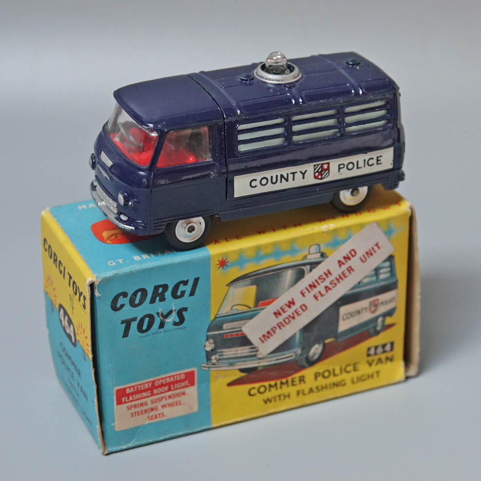 Corgi 454 Commer county police van 