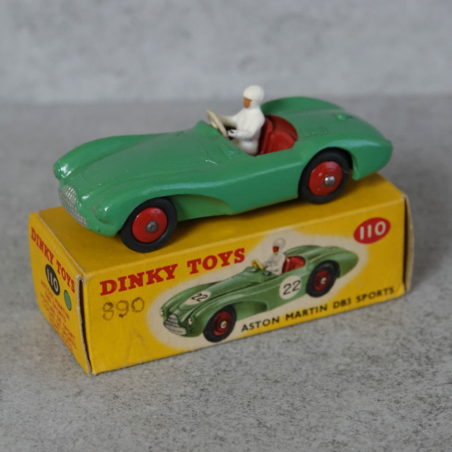 Dinky 110 Aston Martin DB3 Sports green red hubs