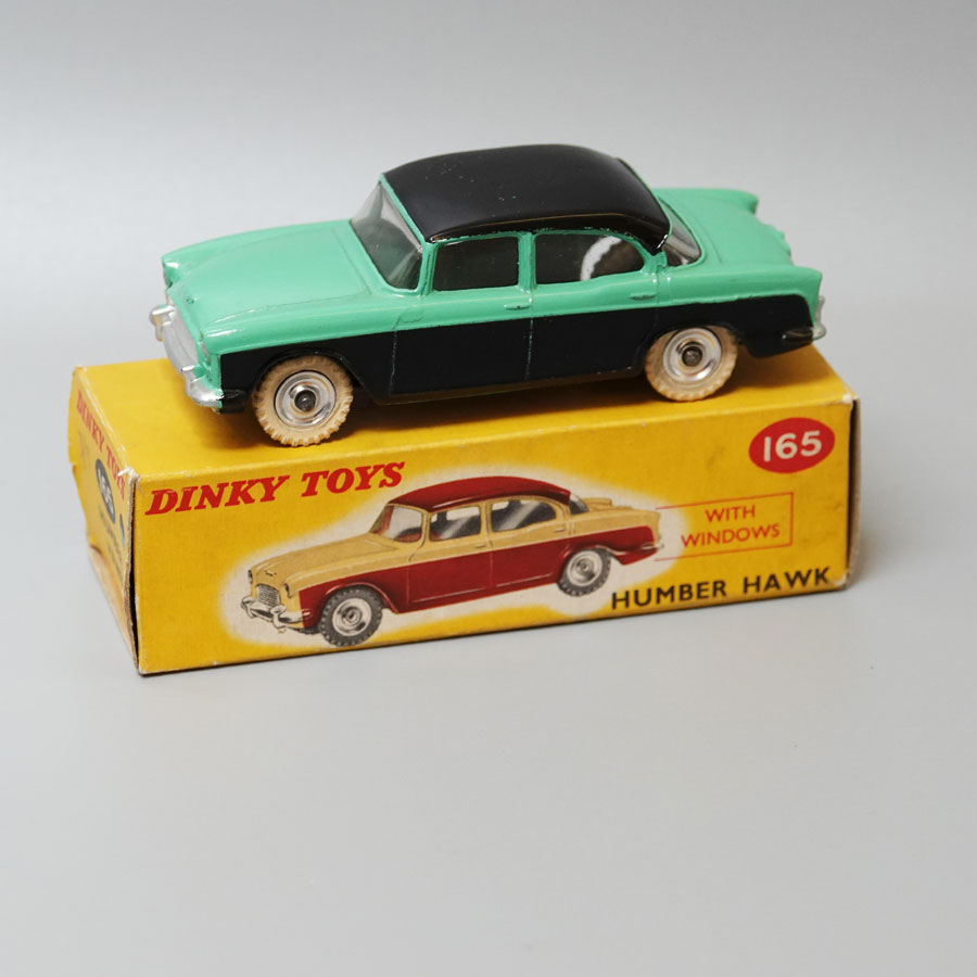 Dinky 165 Humber Hawk green-black picture box