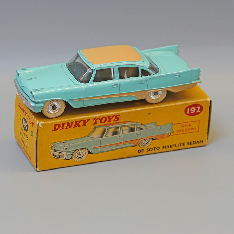 Dinky 192 De Sotto Fireflite Sedan green