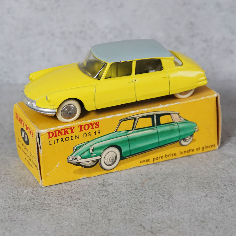 Dinky 24cp Citroen DS19 in yellow grey roof