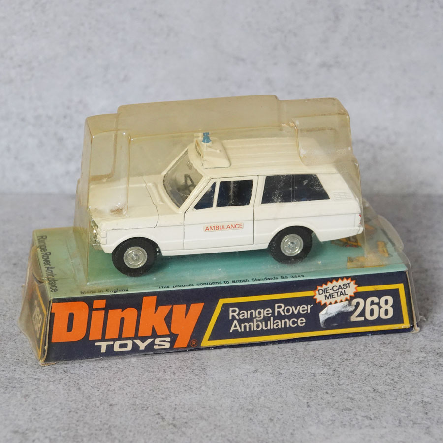 Dinky 268 Range Rover Ambulance dark blue interior bubble box