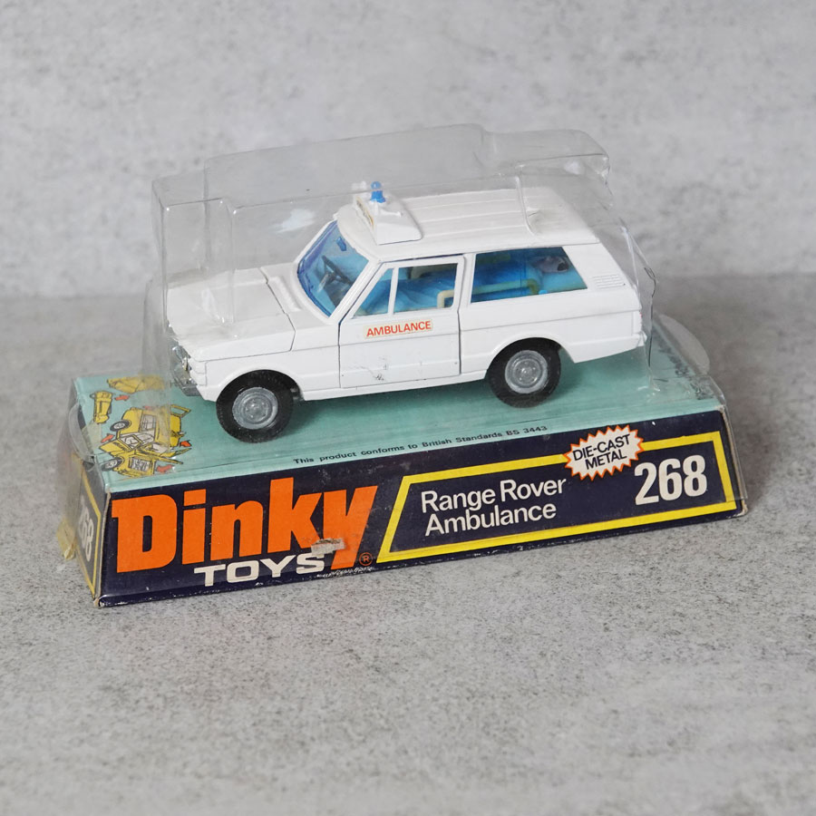 Dinky 268 Range Rover Ambulance light blue interior bubble box