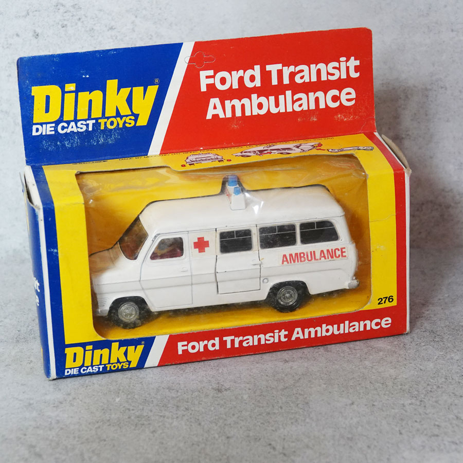 Dinky 276 Ford Transit ambulance plastic front box