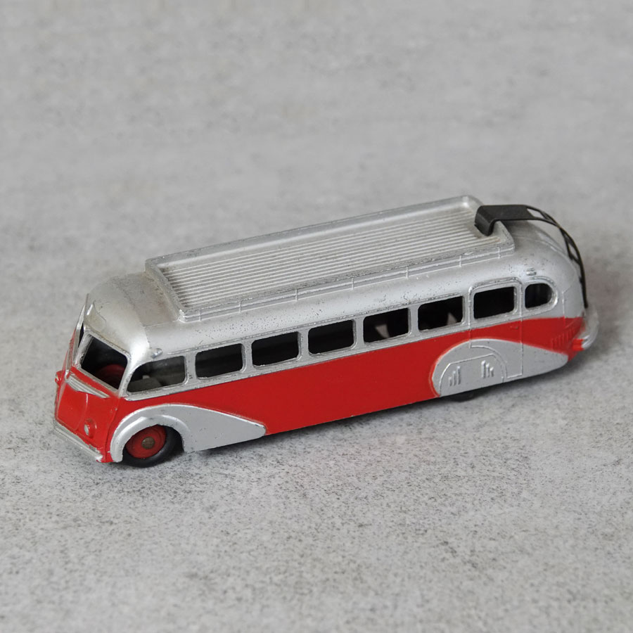 Dinky 29E Isobloc Autocar 3rd type in red & silver
