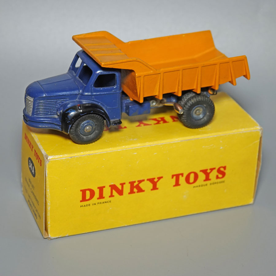 Dinky 34A Berliet Benne Carriers tipper truck