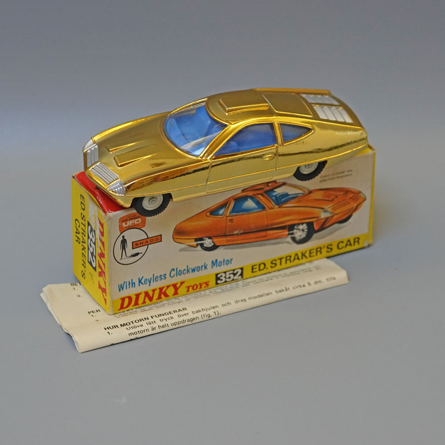 Dinky 352 Ed Strakers car in gold from TV series UFO