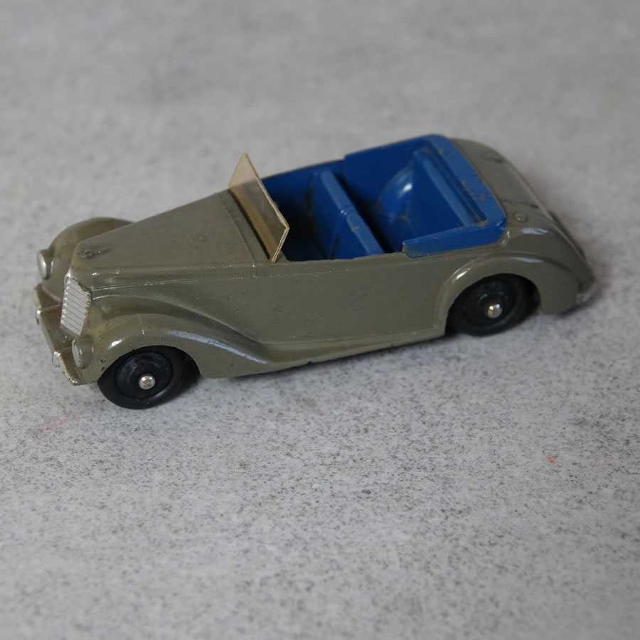 Dinky 38E Armstrong Siddeley dark grey / green deep blue seat black hubs