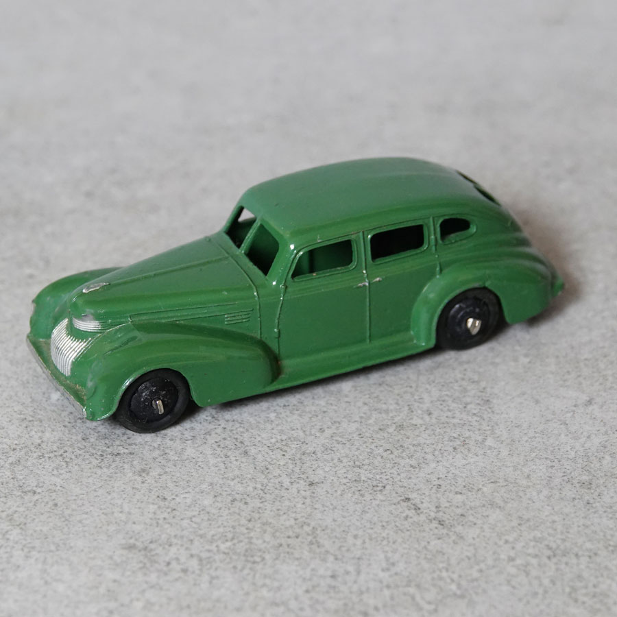 Dinky 39E Chrysler Royal dark green 