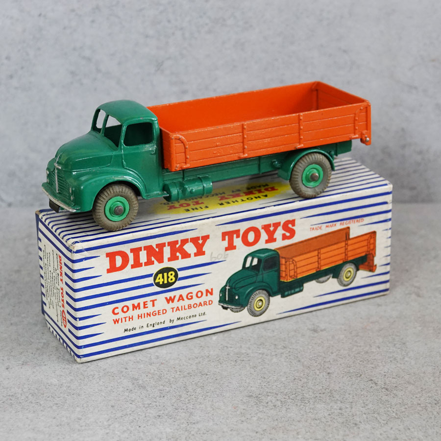 Dinky 418 Comet Wagon with Hinged Tailboard Orange & Green