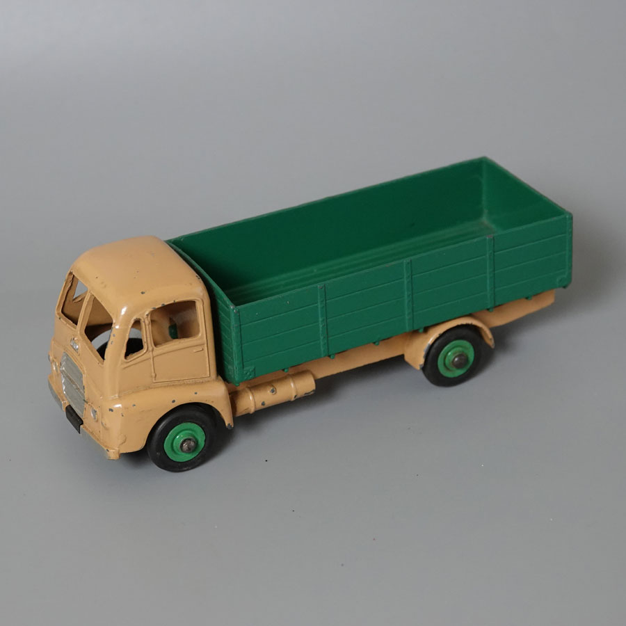Dinky 431 Guy Warrior 4 Ton Lorry tan and green
