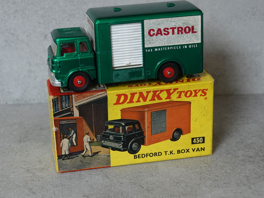 Dinky 450 Bedford Box Van CASTROL oblong label