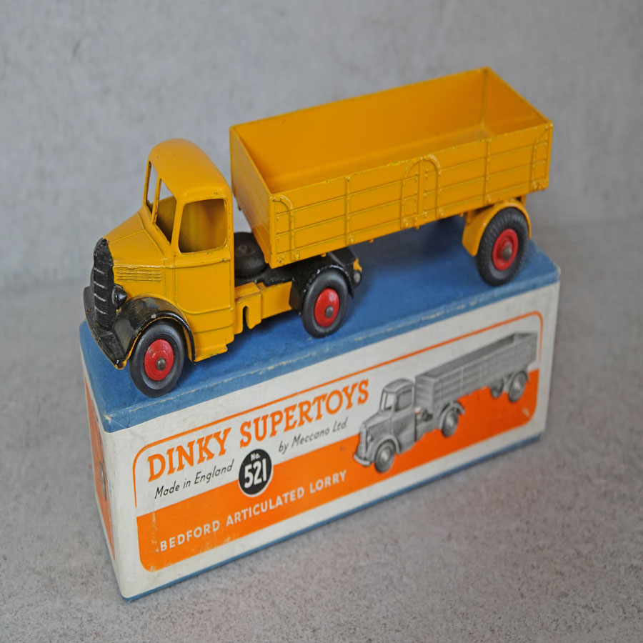 Dinky 521 Bedford Articulated Lorry Yellow & Black
