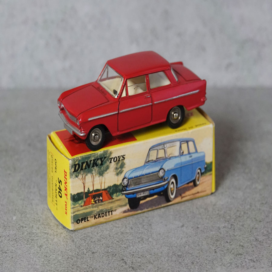 Dinky 540 Opel Kadett scarlet #1