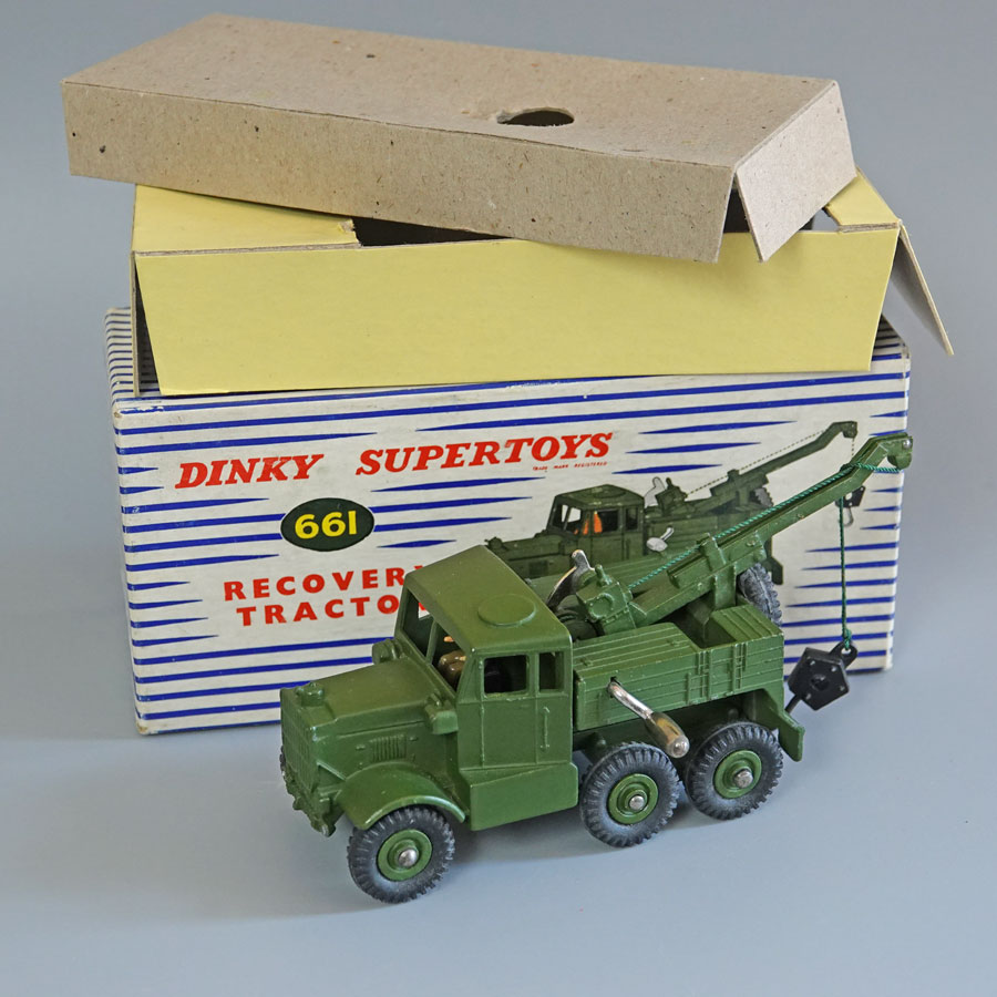 Dinky 661 Recovery Tractor without window glazing