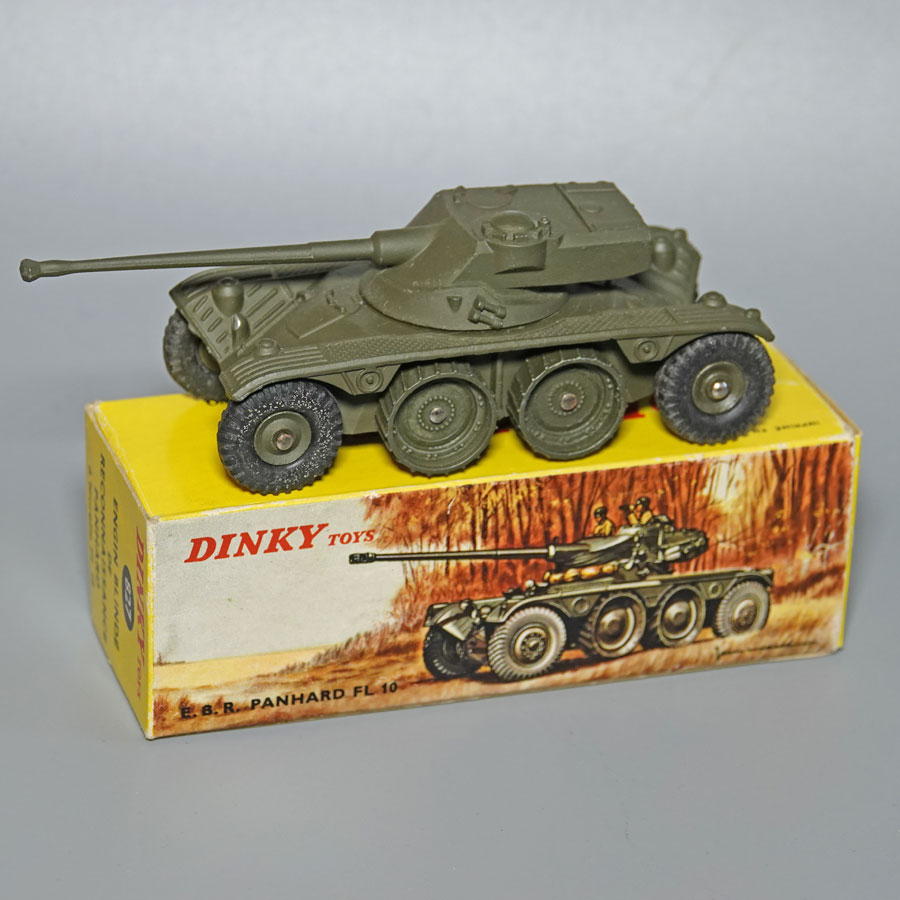 Dinky Toys N°827 - Panhard FL 10 - Miniature Militaire 1/43 - Occasion