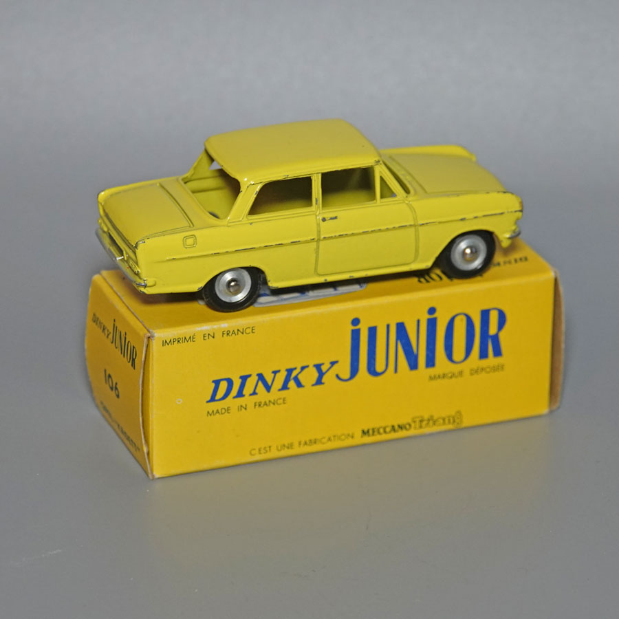 DINKY TOYS PANHARD PL 17 JUNIOR AVEC BOITE REPRO DE L'ORIGINALE N°102