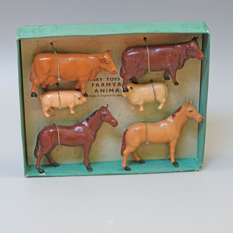 Dinky No.2 farmyard set