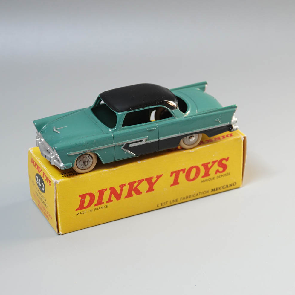 Dinky 24D Plymouth Belvedere green-black