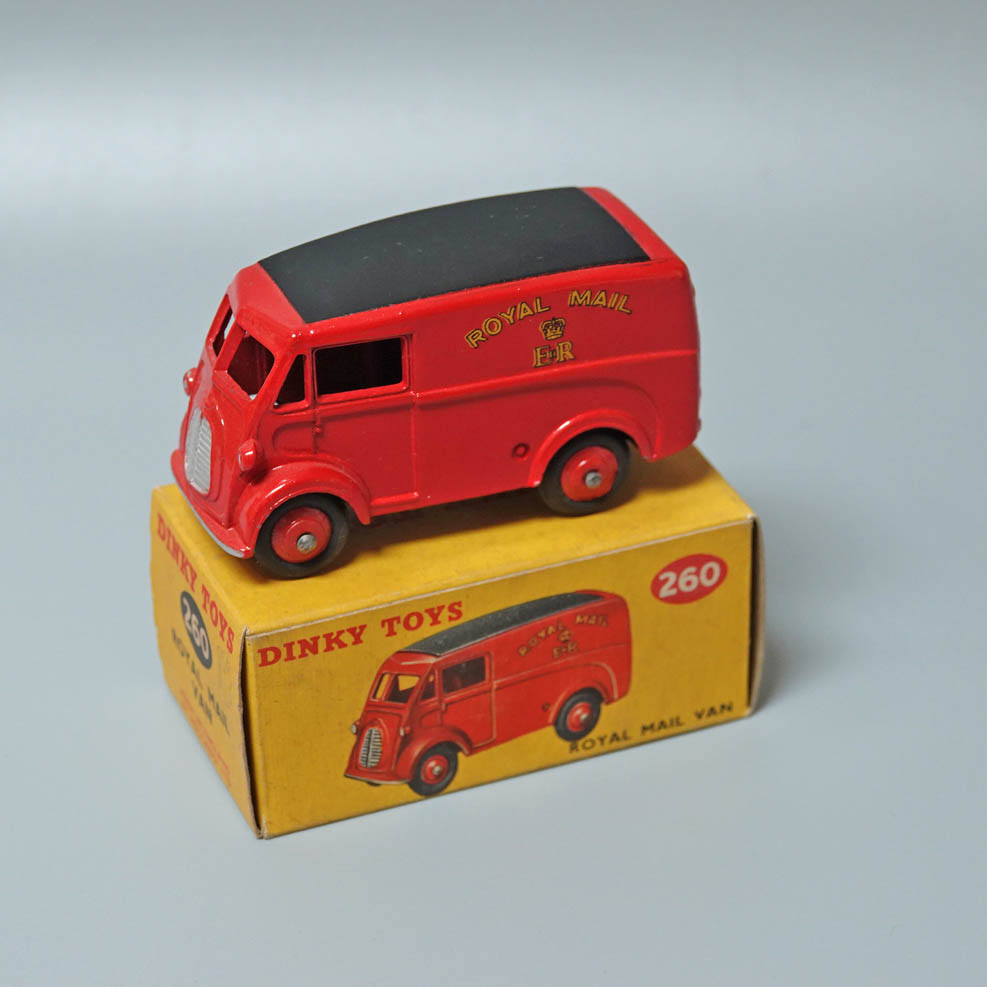 Dinky 260 Royal mail van