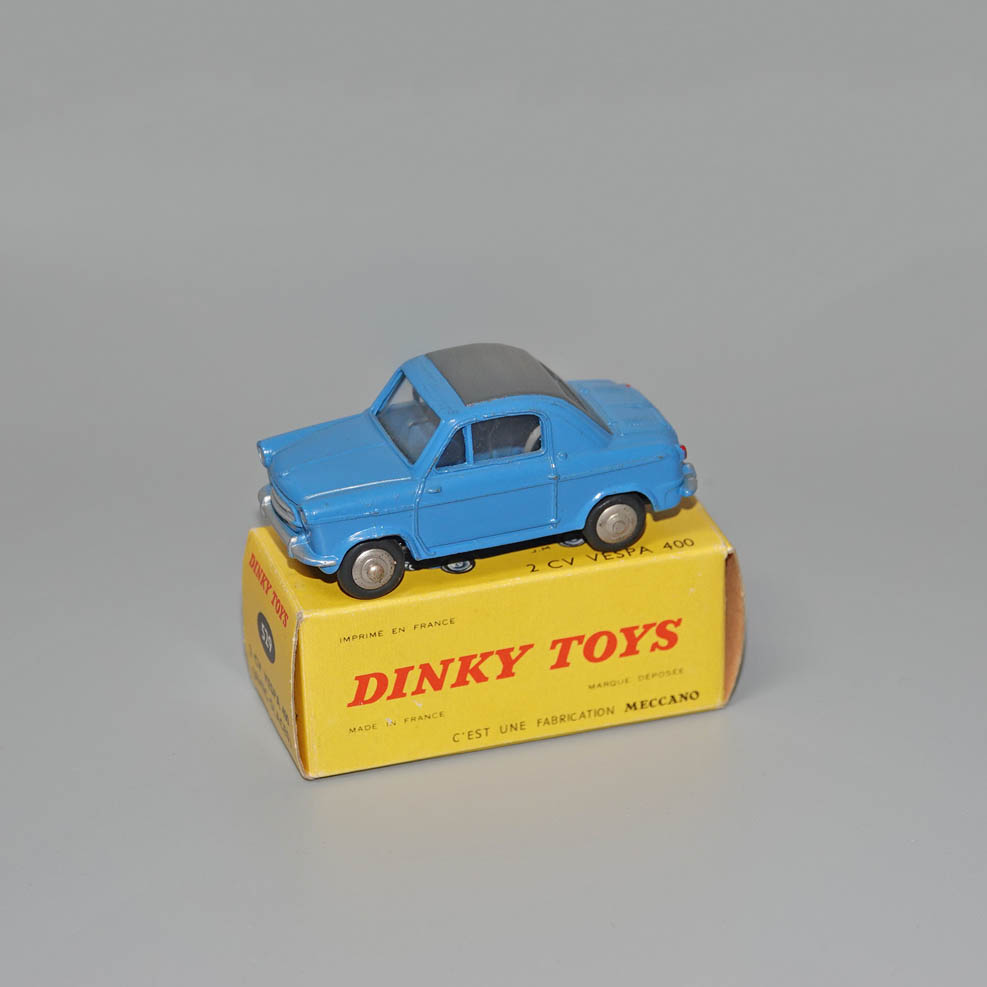 Dinky 529 2 CV Vespa 400 (with windows) blue