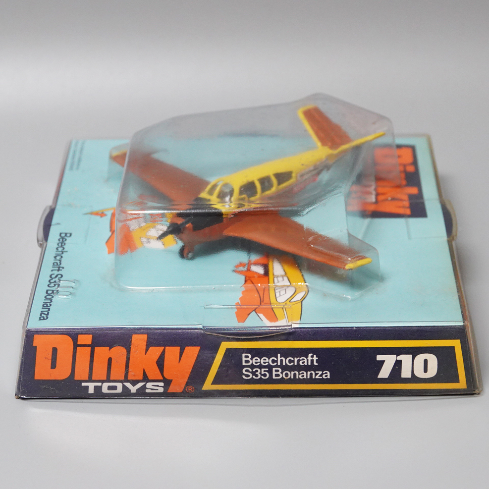 Dinky 710 Beechcraft S35 Bonanza bronze and yellow