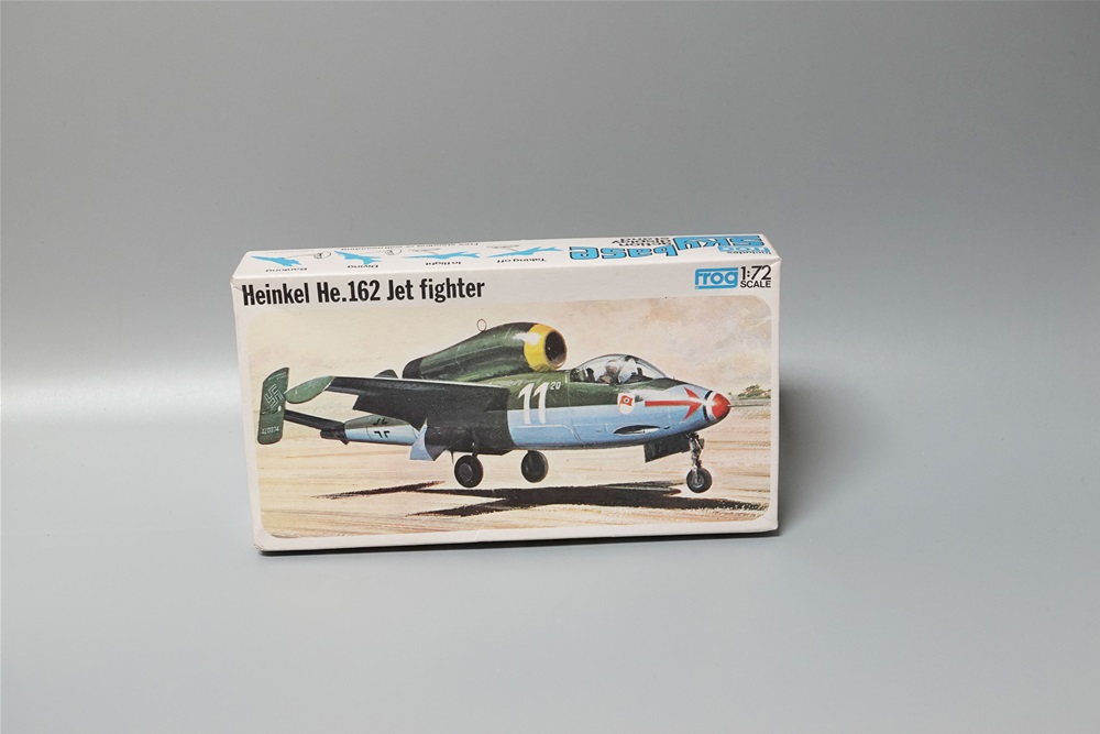 NEW:Frog F434 Heinkel He 162 jet fighter