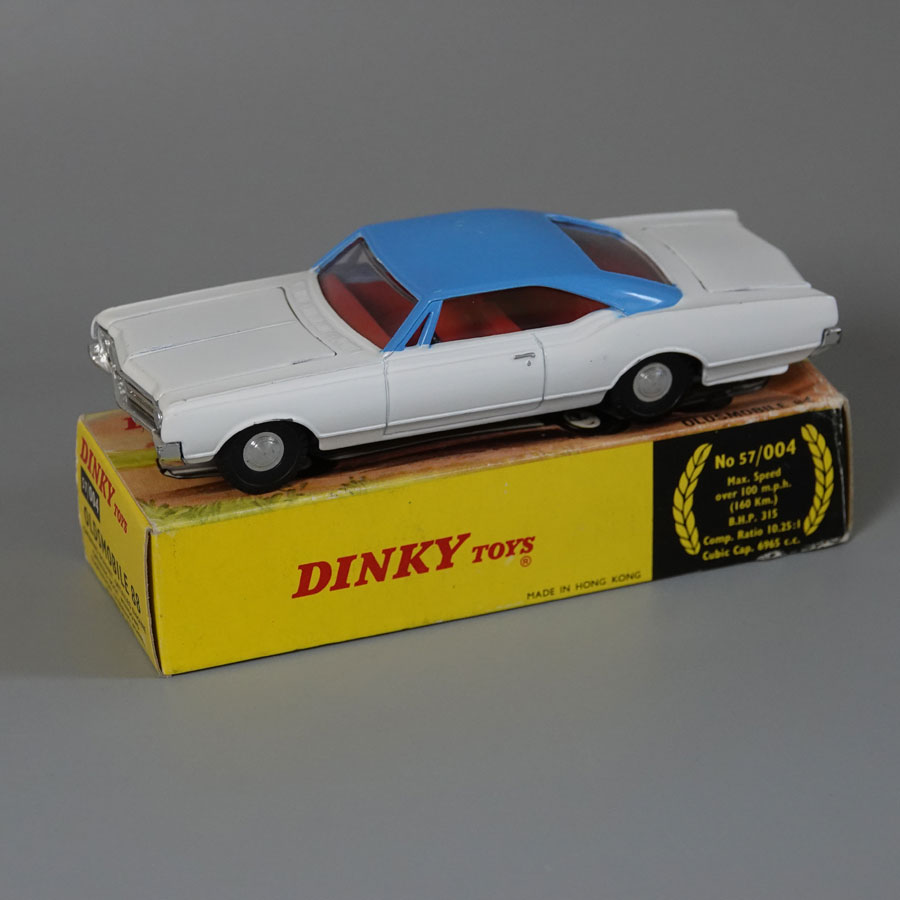 Hong Kong Dinky 57/004 Oldsmobile 88