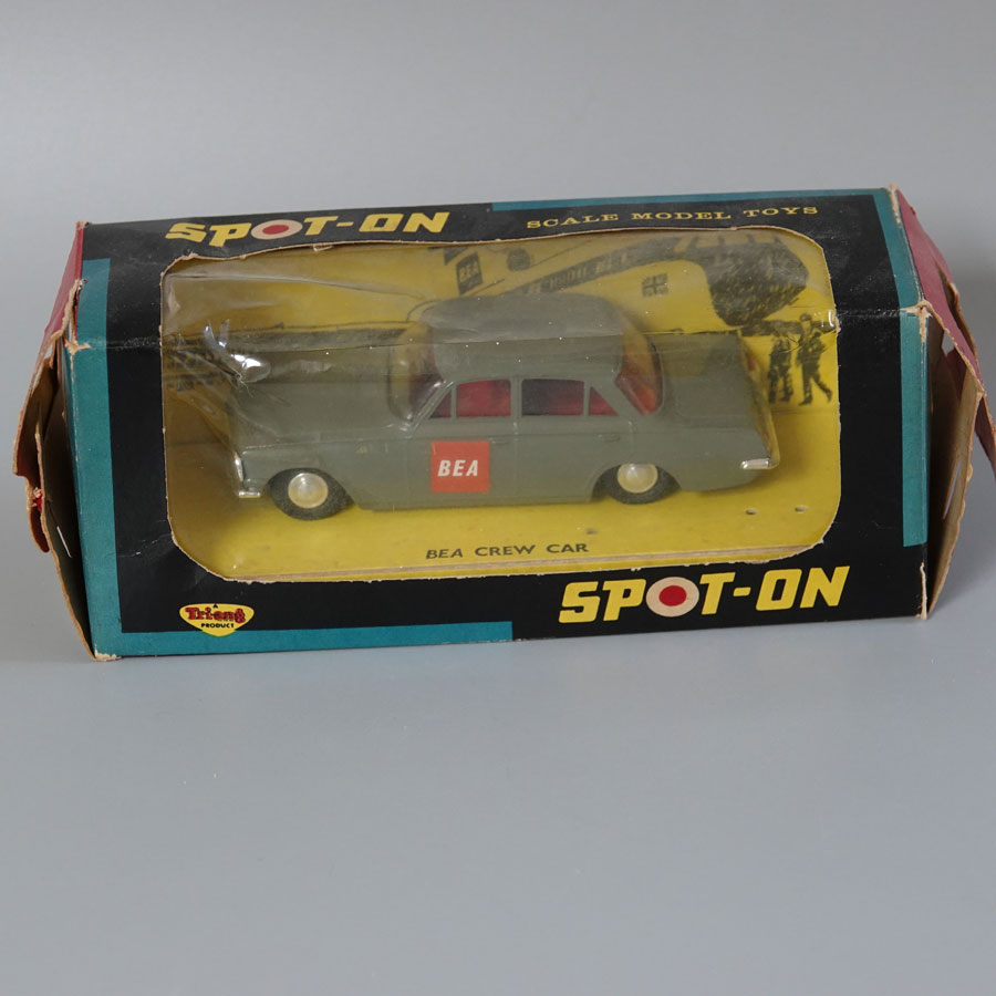 Spot-on 405 BEA Crew Car