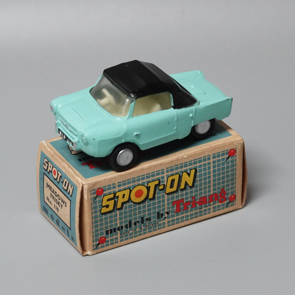 Spot-on 119 Meadows frisky turquoise black roof